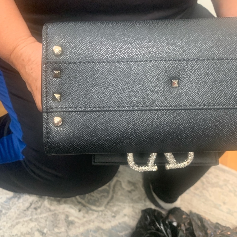Elegant Black Satchel with Silver Logo - Picture 4 of 14